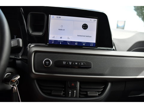 Ford Transit Courier 1.0 EcoBoost PB Editon Virtual, Cruise, Carplay, Stoelverwarming, Stuurverwarming, Multimedia, 100pk, Uniek!