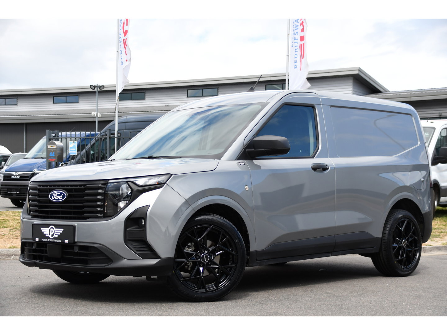 Ford Transit Courier 1.0 EcoBoost PB Editon Virtual, Cruise, Carplay, Stoelverwarming, Stuurverwarming, Multimedia, 100pk, Uniek!