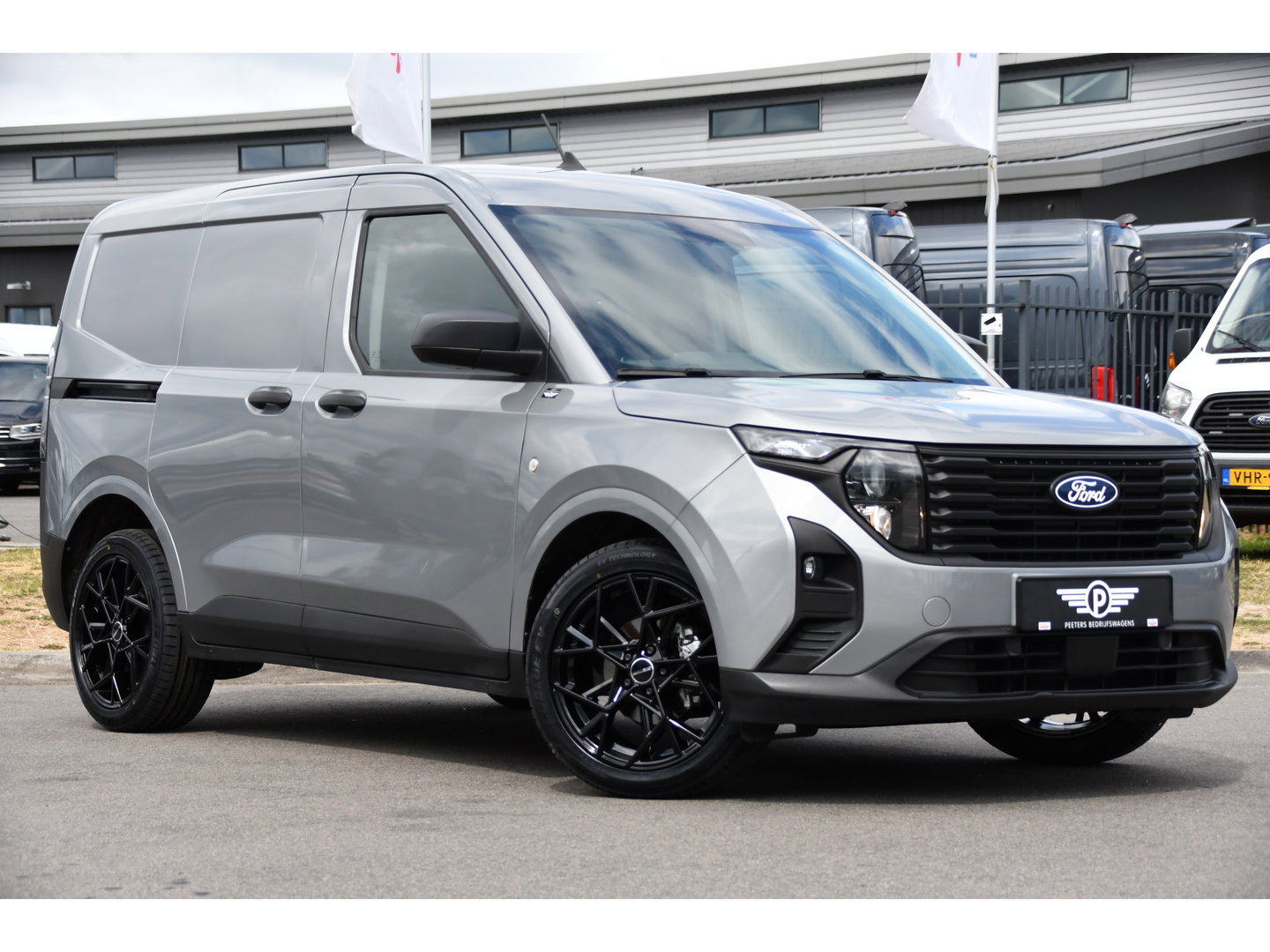 Ford Transit Courier 1.0 EcoBoost PB Editon Virtual, Cruise, Carplay, Stoelverwarming, Stuurverwarming, Multimedia, 100pk, Uniek!