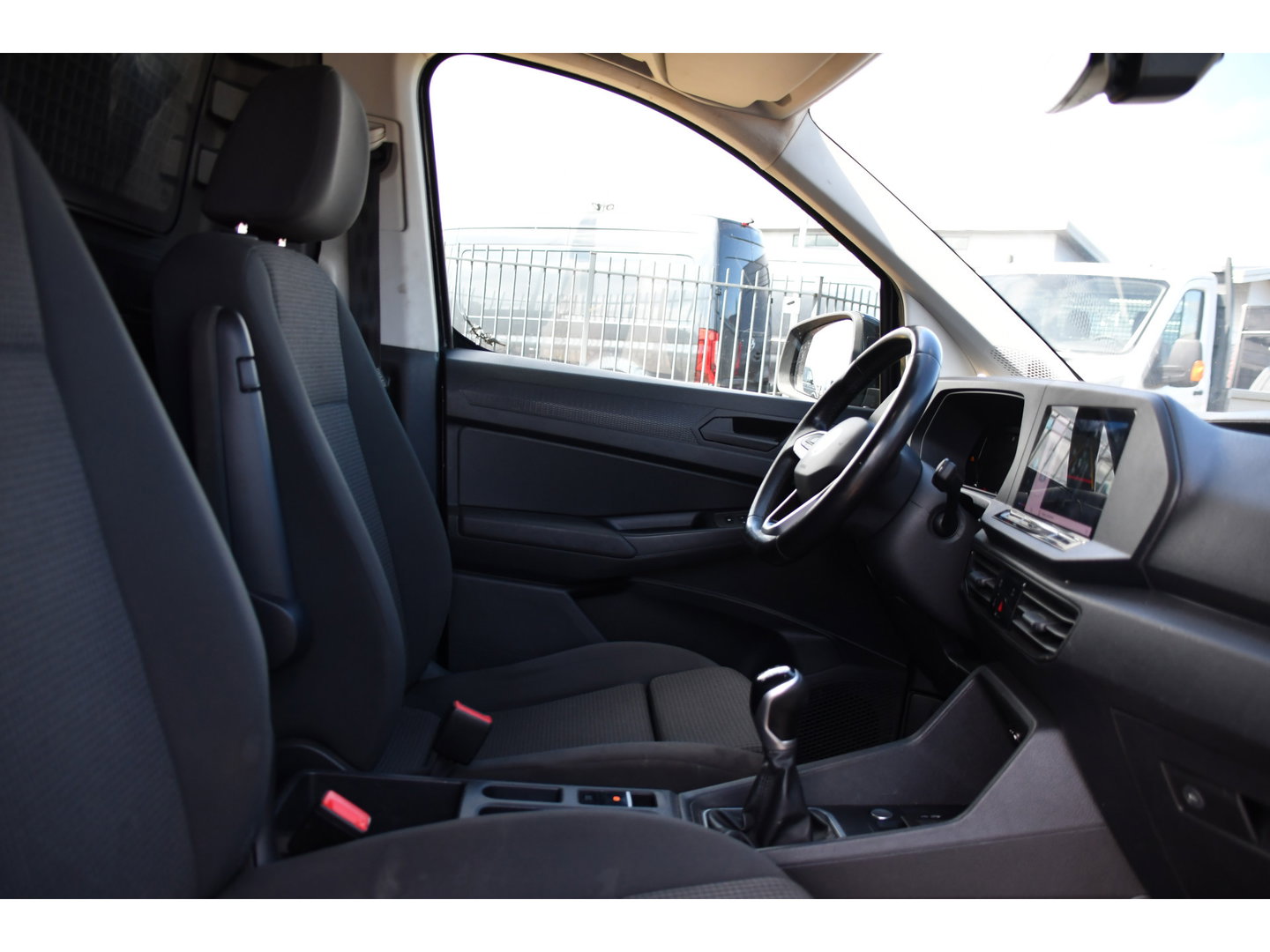 Volkswagen Caddy Cargo 2.0 TDI L1 PB Edtion Virtual, Adaptieve Cruise, Camera, LED, Multimedia, 102pk, Keyless, Trekhaak, Sensoren, Uniek!