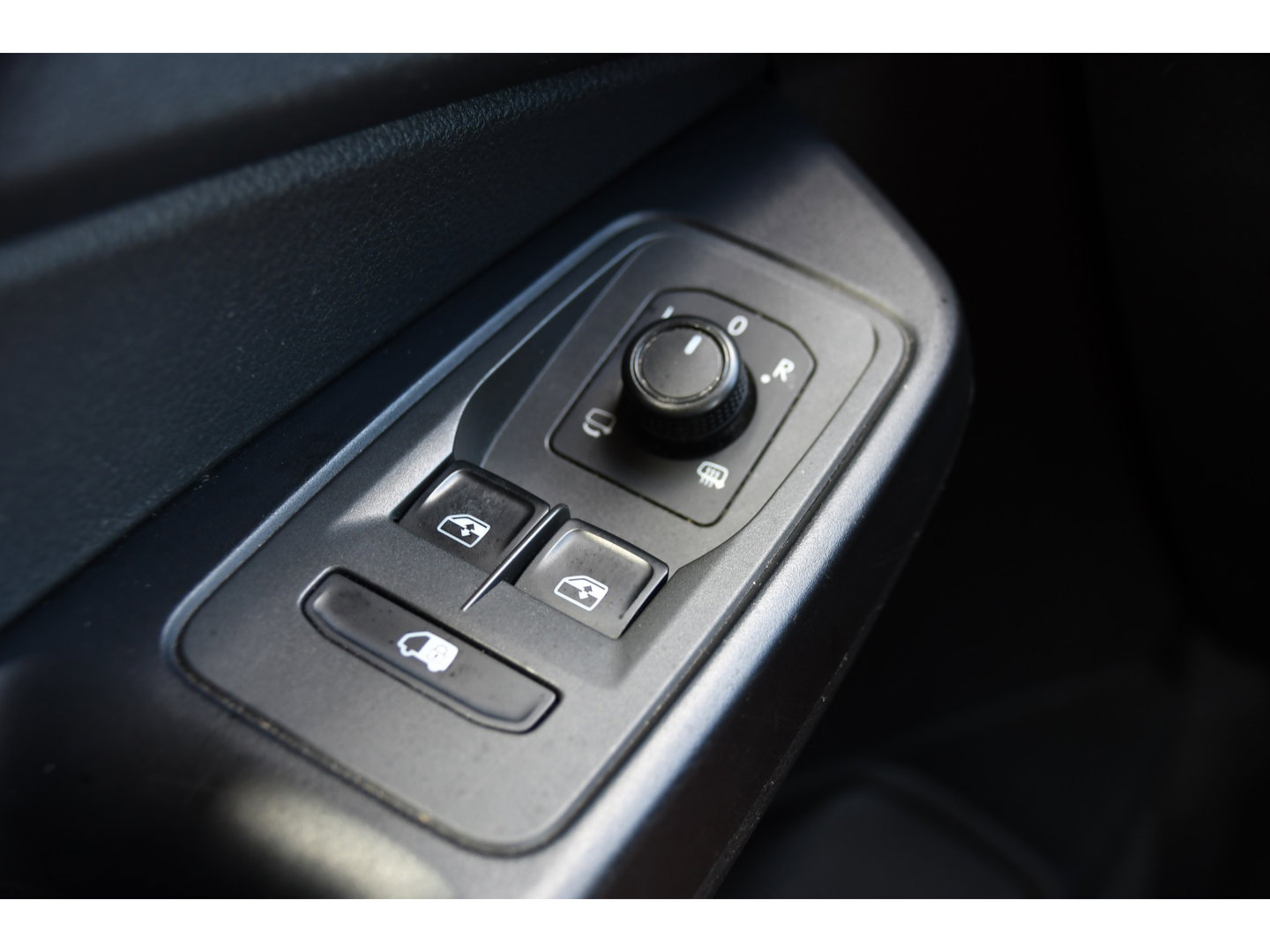Volkswagen Caddy Cargo 2.0 TDI L1 PB Edtion Virtual, Adaptieve Cruise, Camera, LED, Multimedia, 102pk, Keyless, Trekhaak, Sensoren, Uniek!
