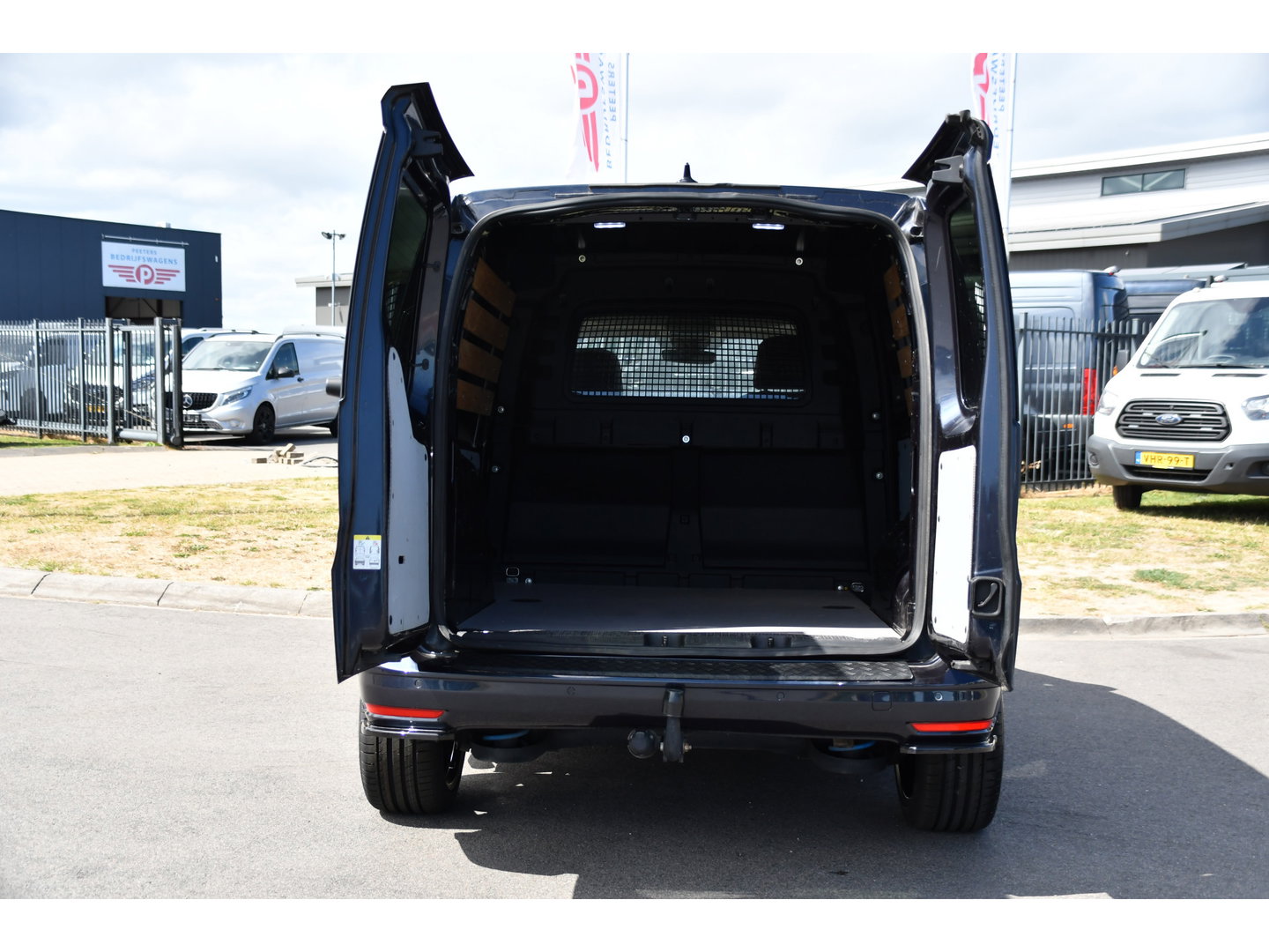 Volkswagen Caddy Cargo 2.0 TDI L1 PB Edtion Virtual, Adaptieve Cruise, Camera, LED, Multimedia, 102pk, Keyless, Trekhaak, Sensoren, Uniek!