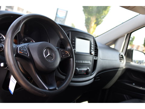 Mercedes-Benz Vito 114 CDI L2 Edition Camera, Cruise, Standkachel, Automaat, Trekhaak, 143pk, Multimedia, Stoelverwarming, Uniek!