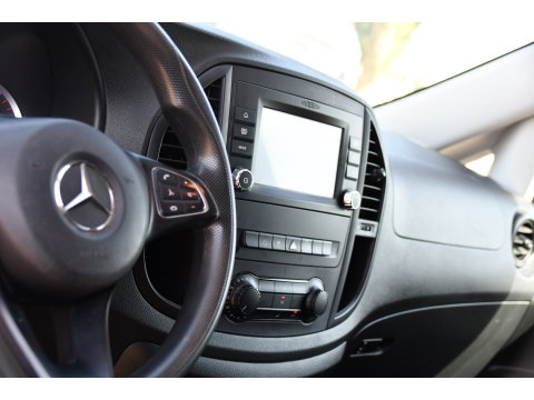 Mercedes-Benz Vito 114 CDI L2 Edition Camera, Cruise, Standkachel, Automaat, Trekhaak, 143pk, Multimedia, Stoelverwarming, Uniek!