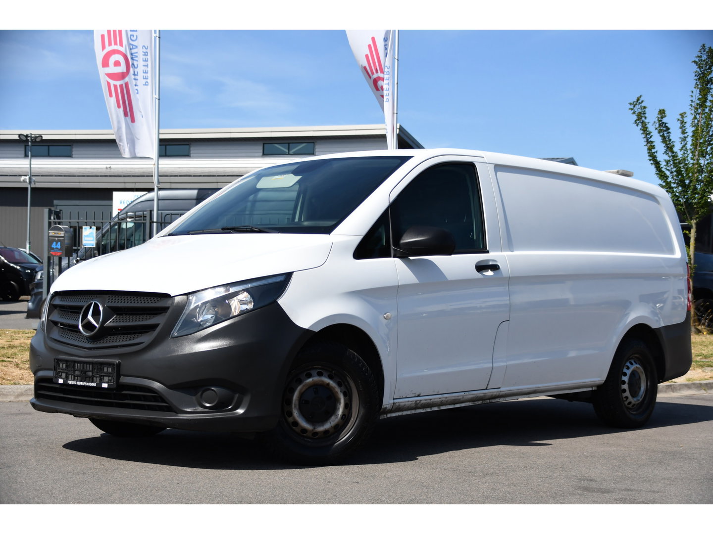 Mercedes-Benz Vito 114 CDI L2 Edition Camera, Cruise, Standkachel, Automaat, Trekhaak, 143pk, Multimedia, Stoelverwarming, Uniek!