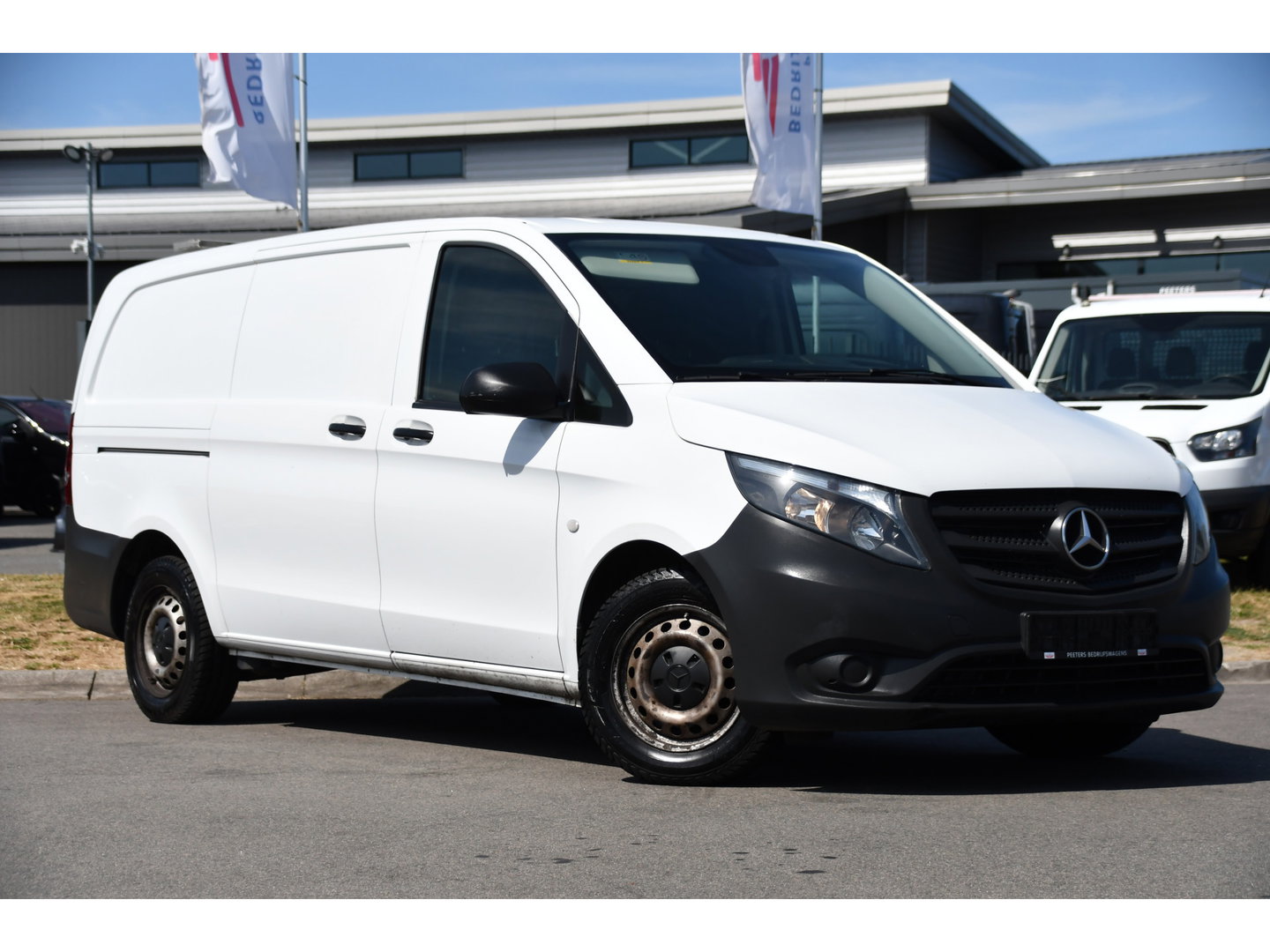 Mercedes-Benz Vito 114 CDI L2 Edition Camera, Cruise, Standkachel, Automaat, Trekhaak, 143pk, Multimedia, Stoelverwarming, Uniek!