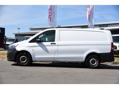 Mercedes-Benz Vito 114 CDI L2 Edition Camera, Cruise, Standkachel, Automaat, Trekhaak, 143pk, Multimedia, Stoelverwarming, Uniek!