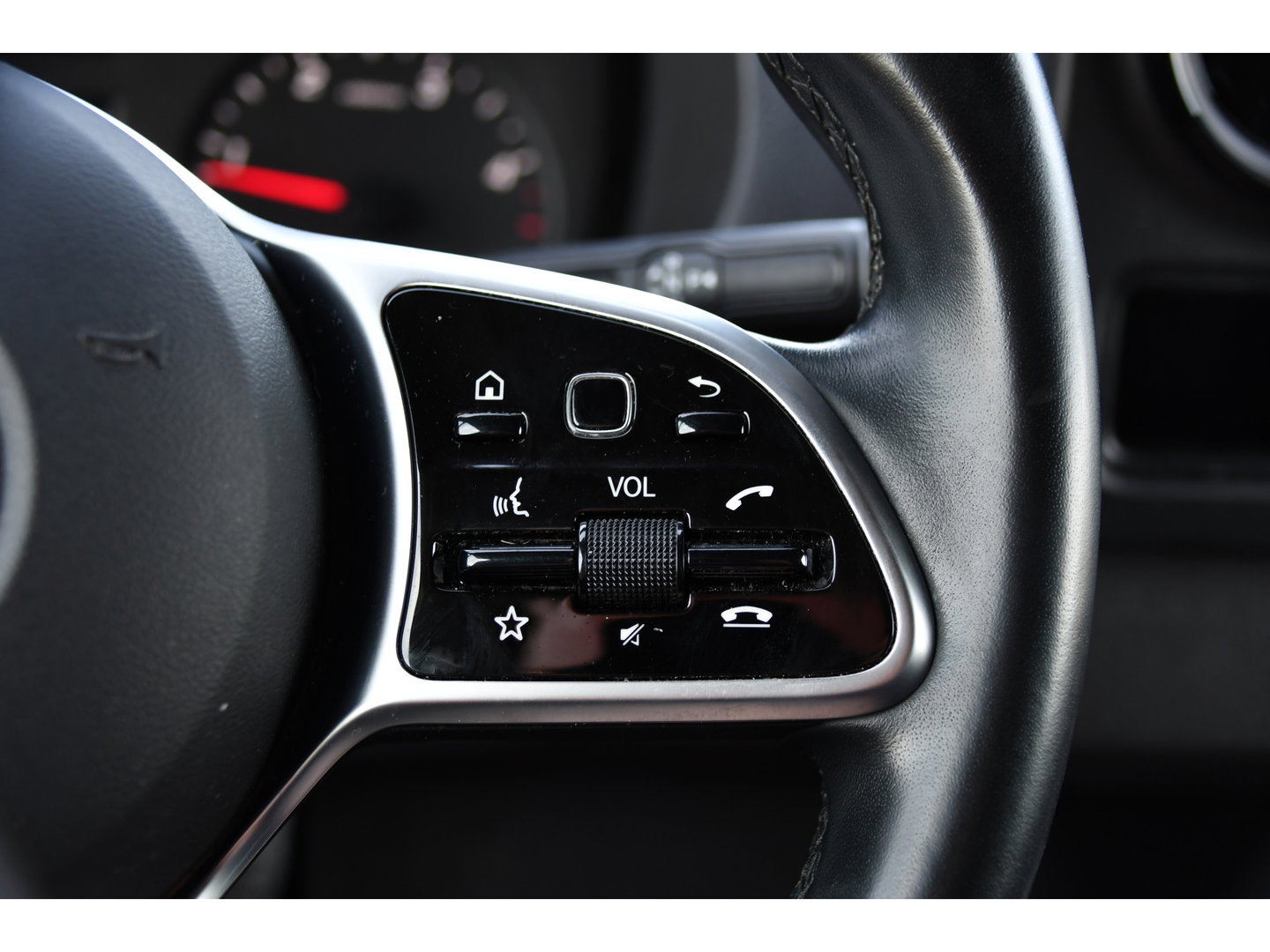 Mercedes-Benz Sprinter 317 1.9 CDI L2H1 AMG Edition Camera, Cruise, Carplay, Stoelverwarming, Clima, Geveerde Stoel, Automaat, Multimedia, Uniek!