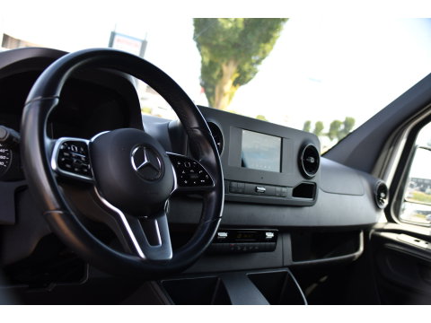 Mercedes-Benz Sprinter 317 1.9 CDI L2H1 AMG Edition Camera, Cruise, Carplay, Stoelverwarming, Clima, Geveerde Stoel, Automaat, Multimedia, Uniek!