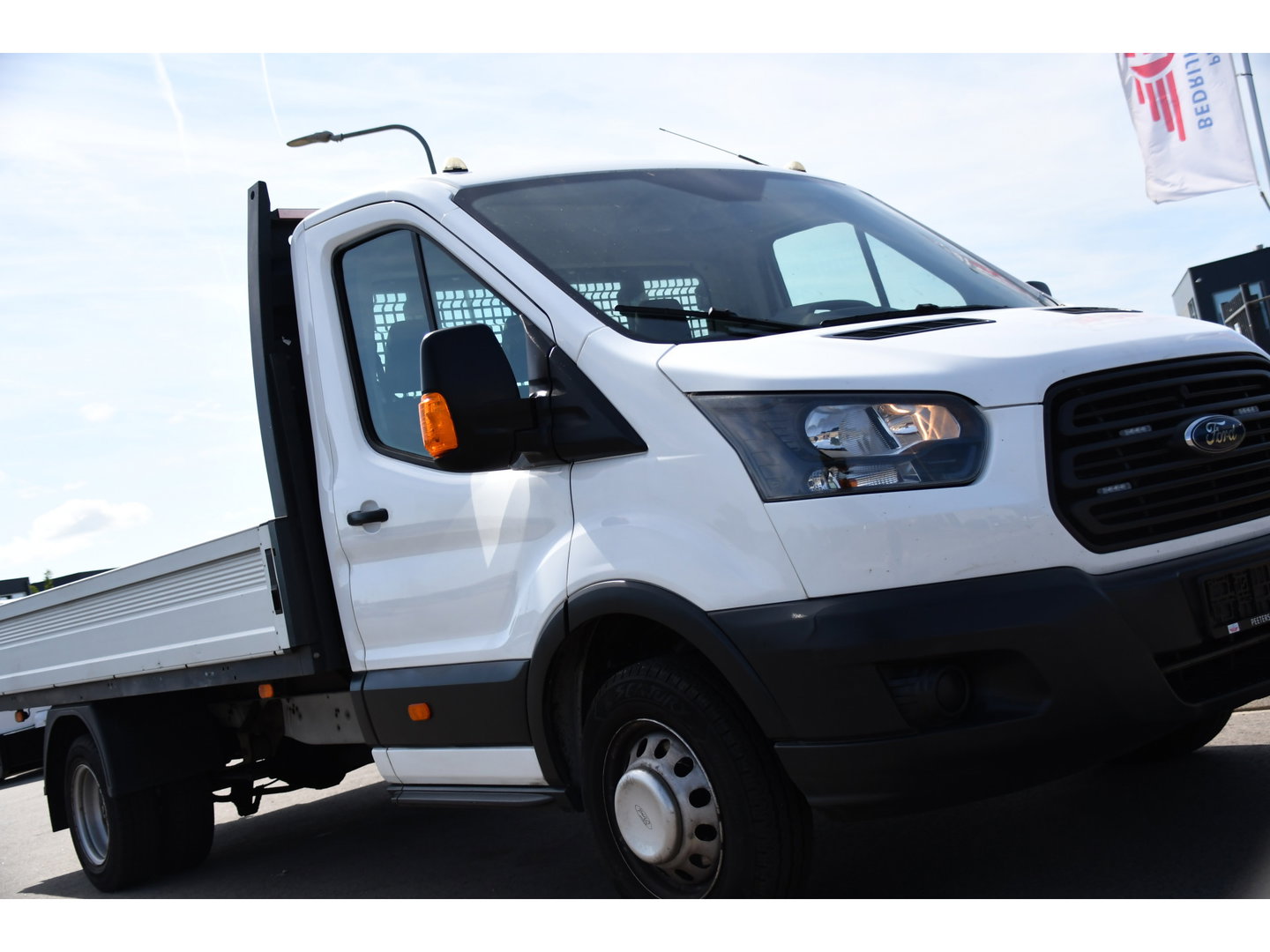 Ford Transit 350 2.0 TDCI L4H1 Openlaadbak Airco, Radio, 130pk, Pick-up, Uniek!