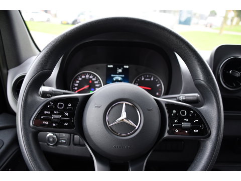 Mercedes-Benz Sprinter 317 1.9 CDI L2H1 RWD Black Edition Camera, Cruise, Carplay, 170pk, Automaat, LED, Multimedia,  Stoelverwarming, UNIEK