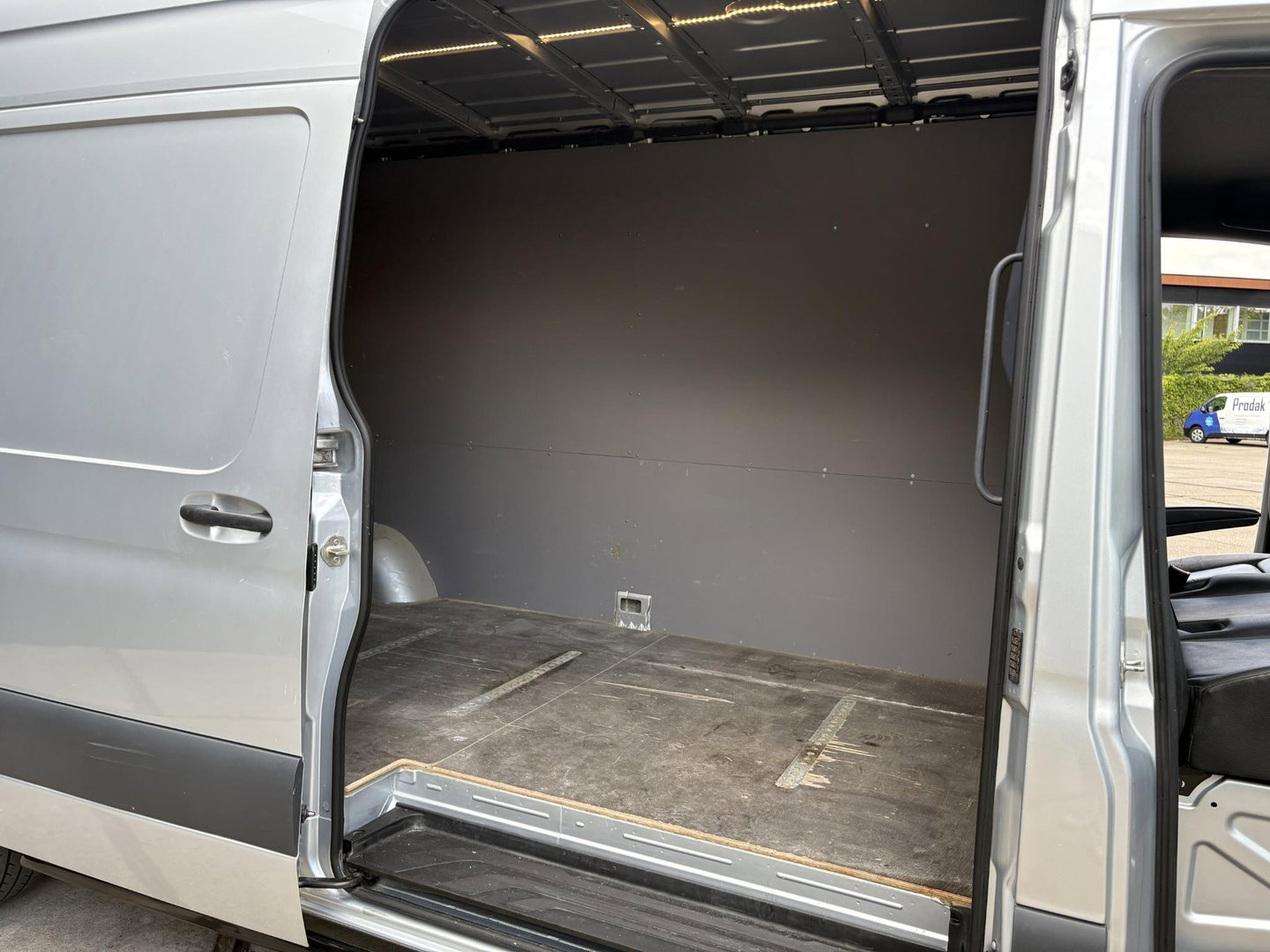 Mercedes-Benz Sprinter 319 3.0 V6 L3H2 LMV | 4.4M LAADRUIMTE | CAMERA | LEDER | STUURWIELBEDIENING