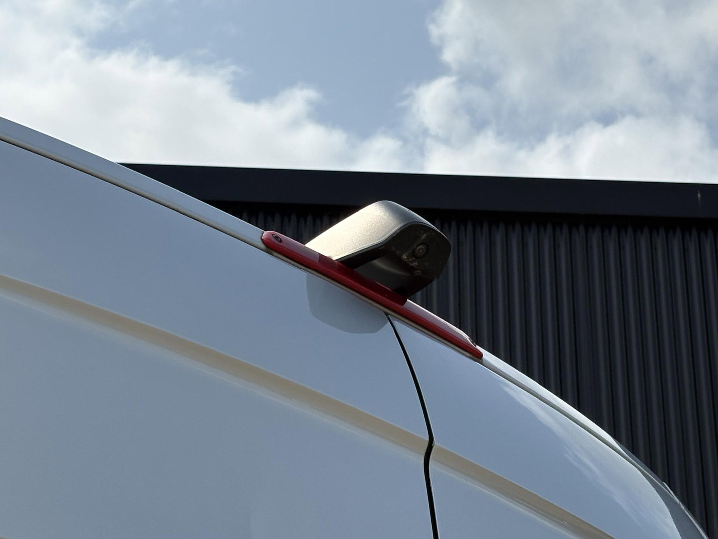 Mercedes-Benz Sprinter 319 3.0 V6 L3H2 LMV | 4.4M LAADRUIMTE | CAMERA | LEDER | STUURWIELBEDIENING