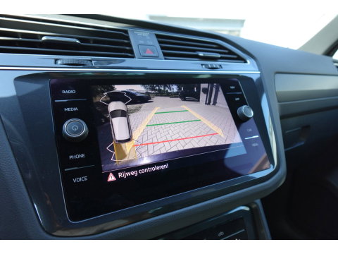 Volkswagen Tiguan 1.5 TSI R-Line PANO KEYLESS CAM