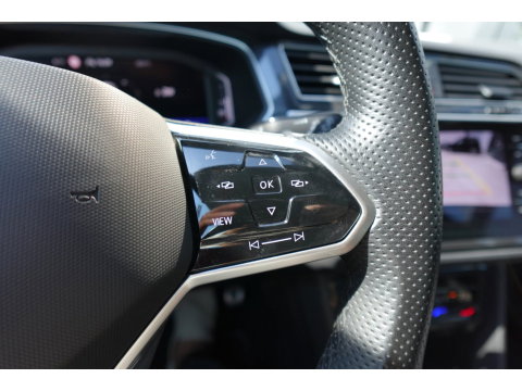 Volkswagen Tiguan 1.5 TSI R-Line PANO KEYLESS CAM