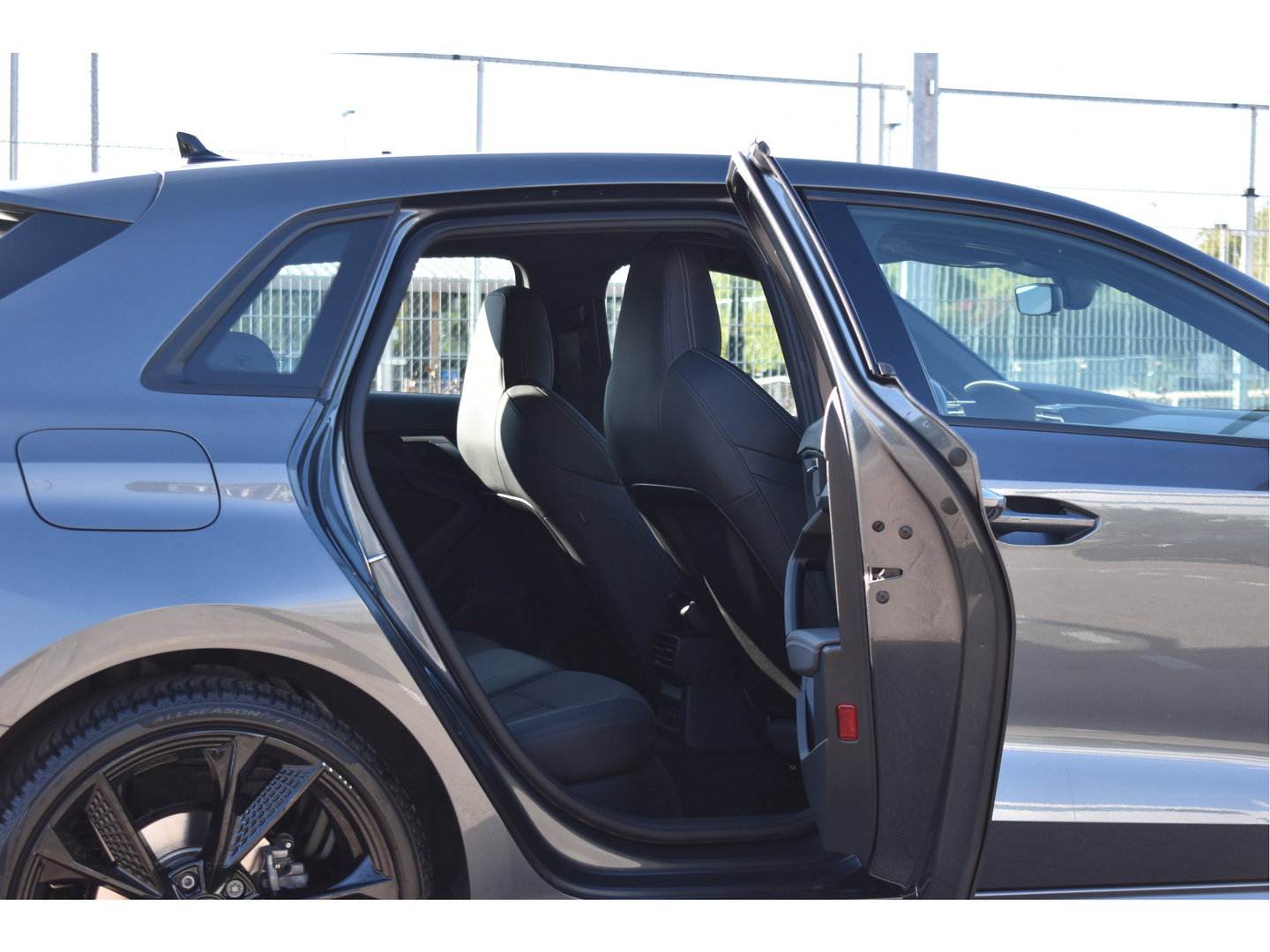 Audi A3 Sportback 35 TFSI edition one 3x S-Line 150pk | Stoelverwarming | Camera | Virtual Cockpit | DAB | Carplay/Android | Full LED
