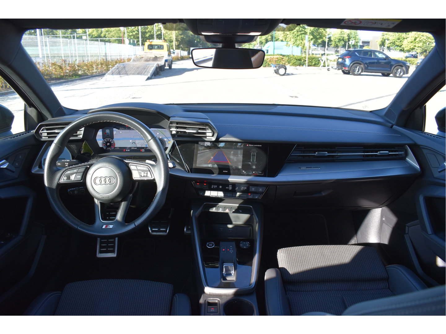 Audi A3 Sportback 35 TFSI edition one 3x S-Line 150pk | Stoelverwarming | Camera | Virtual Cockpit | DAB | Carplay/Android | Full LED