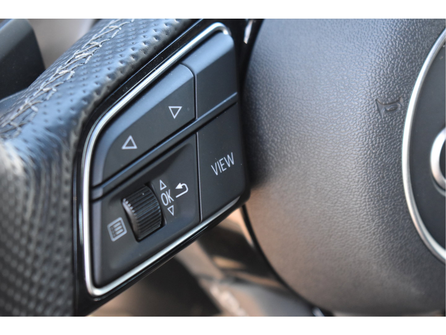 Audi A3 Sportback 35 TFSI edition one 3x S-Line 150pk | Stoelverwarming | Camera | Virtual Cockpit | DAB | Carplay/Android | Full LED