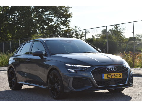 Audi A3 Sportback 35 TFSI edition one 3x S-Line 150pk | Stoelverwarming | Camera | Virtual Cockpit | DAB | Carplay/Android | Full LED