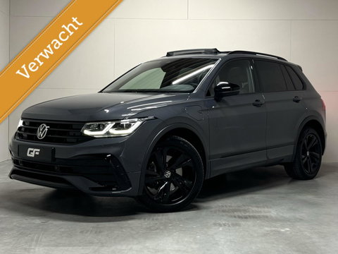 Volkswagen Tiguan 1.4 TSI eHybrid Black Style R-Line Pano Sfeer Camera NAP