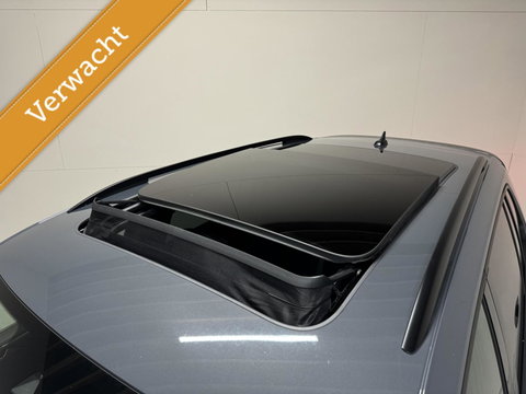 Volkswagen Tiguan 1.4 TSI eHybrid Black Style R-Line Pano Sfeer Camera NAP
