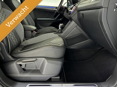 Volkswagen Tiguan 1.4 TSI eHybrid Black Style R-Line Pano Sfeer Camera NAP