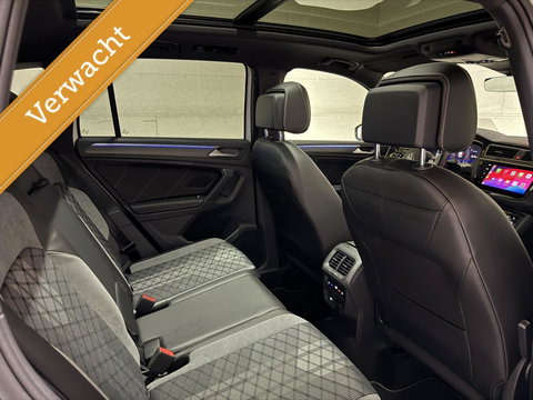 Volkswagen Tiguan 1.4 TSI eHybrid Black Style R-Line Pano Sfeer Camera NAP