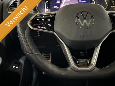 Volkswagen Tiguan 1.4 TSI eHybrid Black Style R-Line Pano Sfeer Camera NAP