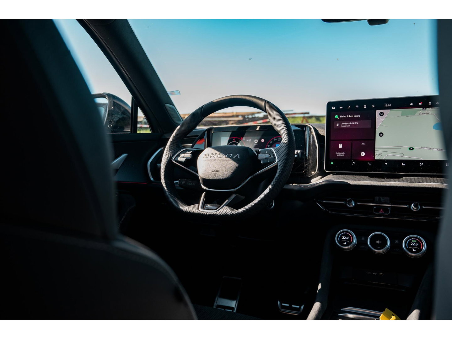 Škoda Kodiaq 1.5 TSI PHEV Sportline | PANO | TREKHAAK | 20" VELGEN | STEEL GREY