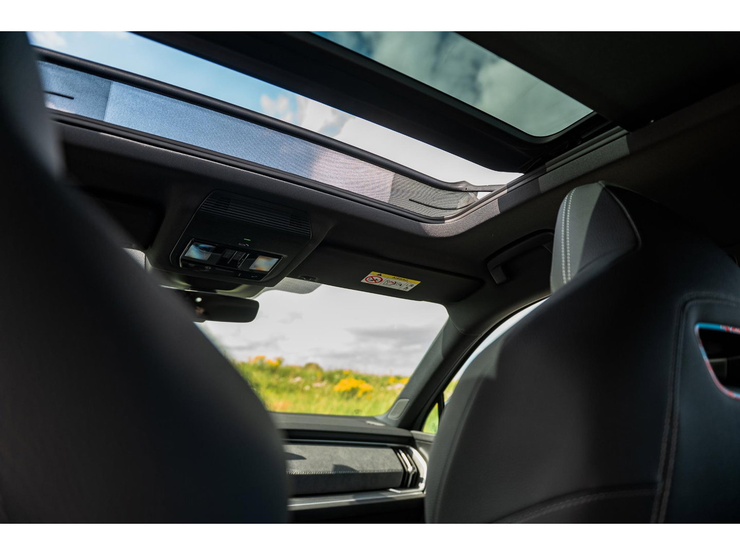 Škoda Kodiaq 1.5 TSI PHEV Sportline | PANO | TREKHAAK | 20" VELGEN | STEEL GREY