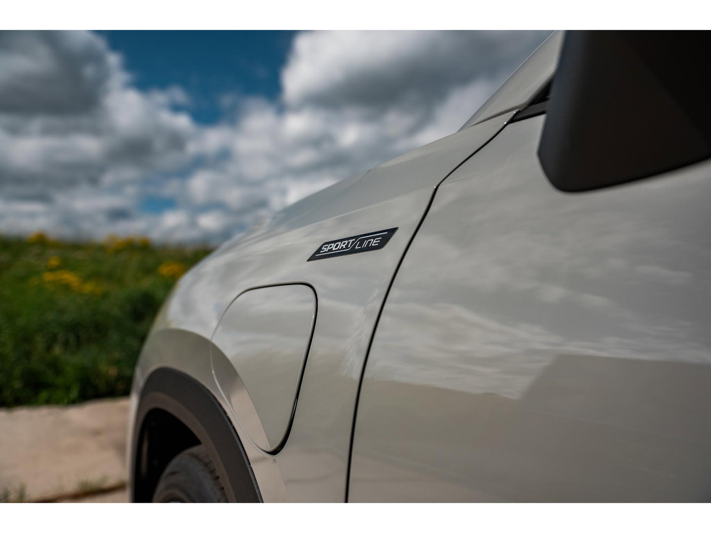 Škoda Kodiaq 1.5 TSI PHEV Sportline | PANO | TREKHAAK | 20" VELGEN | STEEL GREY