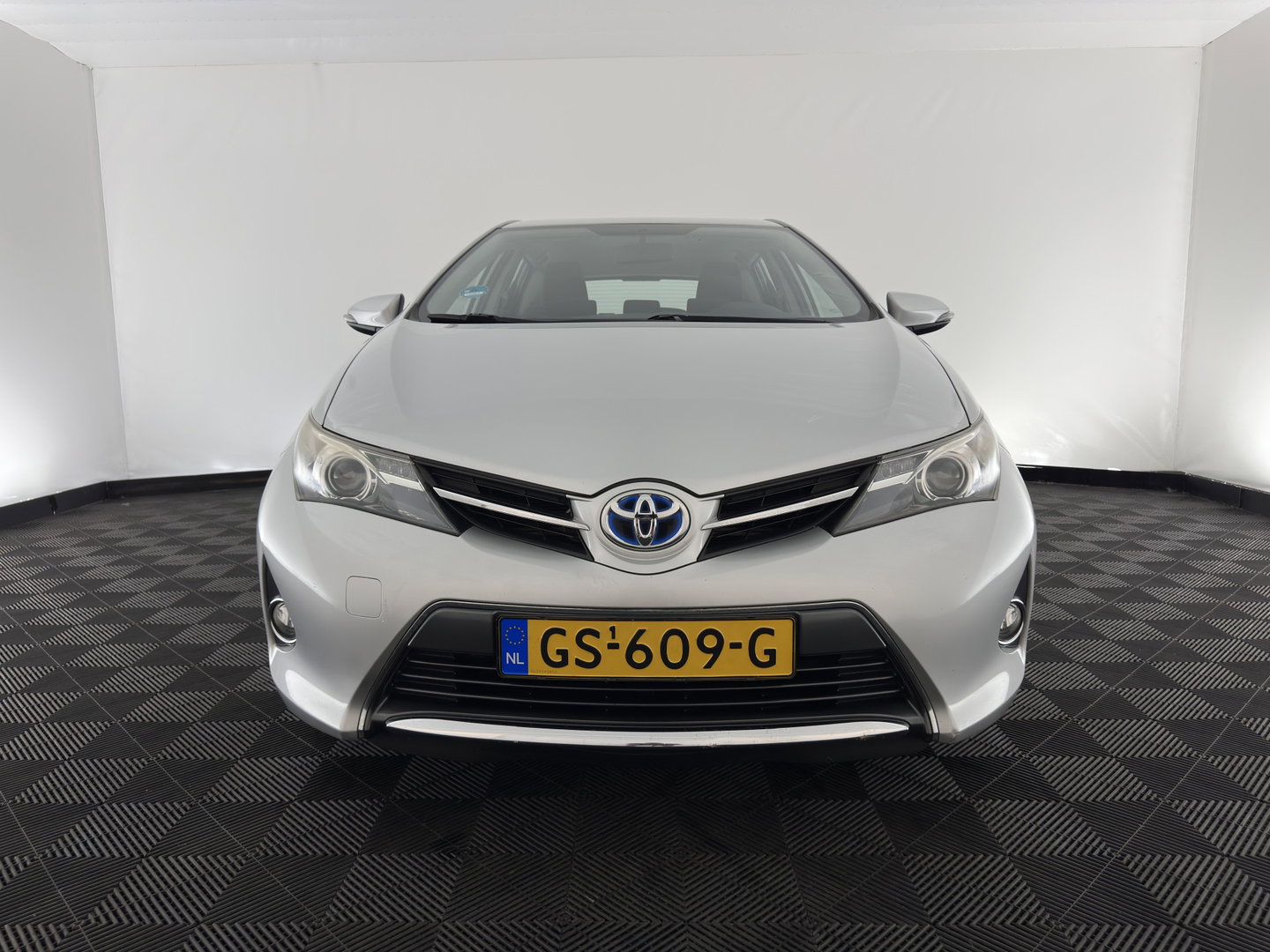 Toyota Auris 1.8 Hybrid Aspiration Aut. *CAMERA | KEYLESS | ECC | CRUISE | 17''ALU*
