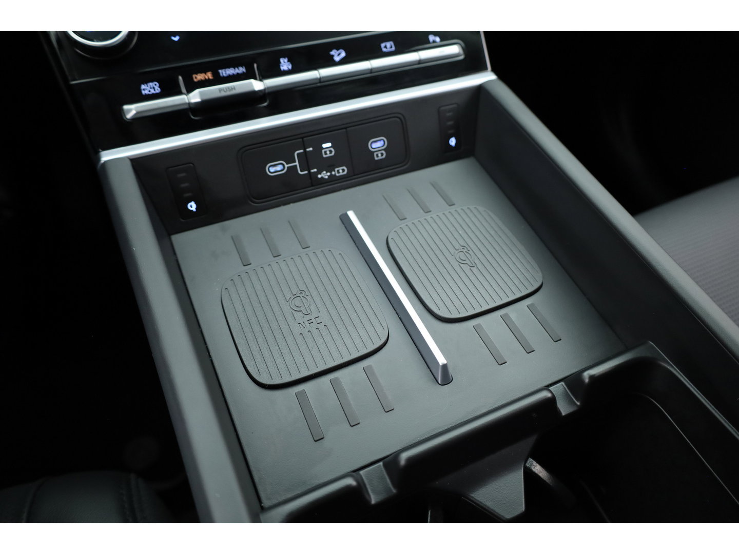 Hyundai Santa Fe 1.6 T-GDI PHEV Premium Plus 4WD 7p | Rijklaar! |  Adapt. Cruise | HUD | Memory | Stoelvent. | Bose | 360cam | Keyless | Stoel-Stuurverw.