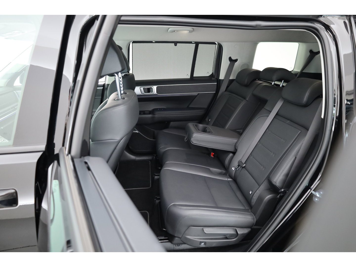Hyundai Santa Fe 1.6 T-GDI PHEV Premium Plus 4WD 7p | Rijklaar! |  Adapt. Cruise | HUD | Memory | Stoelvent. | Bose | 360cam | Keyless | Stoel-Stuurverw.