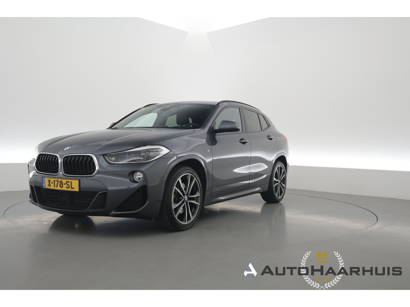 BMW X2 xDrive20i M sport | High Executive | Rijklaar!! | HUD | Cruise | Navi + Apple CarPlay | Camera | Stoelverw. | Elek. Achterklep