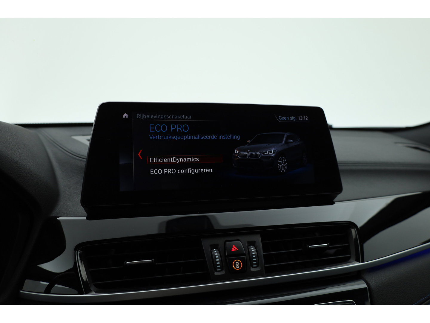 BMW X2 xDrive20i M sport | High Executive | Rijklaar!! | HUD | Cruise | Navi + Apple CarPlay | Camera | Stoelverw. | Elek. Achterklep