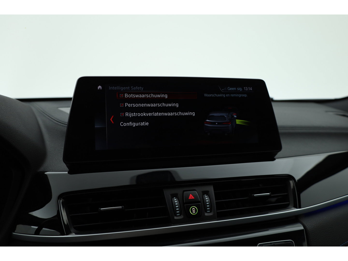 BMW X2 xDrive20i M sport | High Executive | Rijklaar!! | HUD | Cruise | Navi + Apple CarPlay | Camera | Stoelverw. | Elek. Achterklep