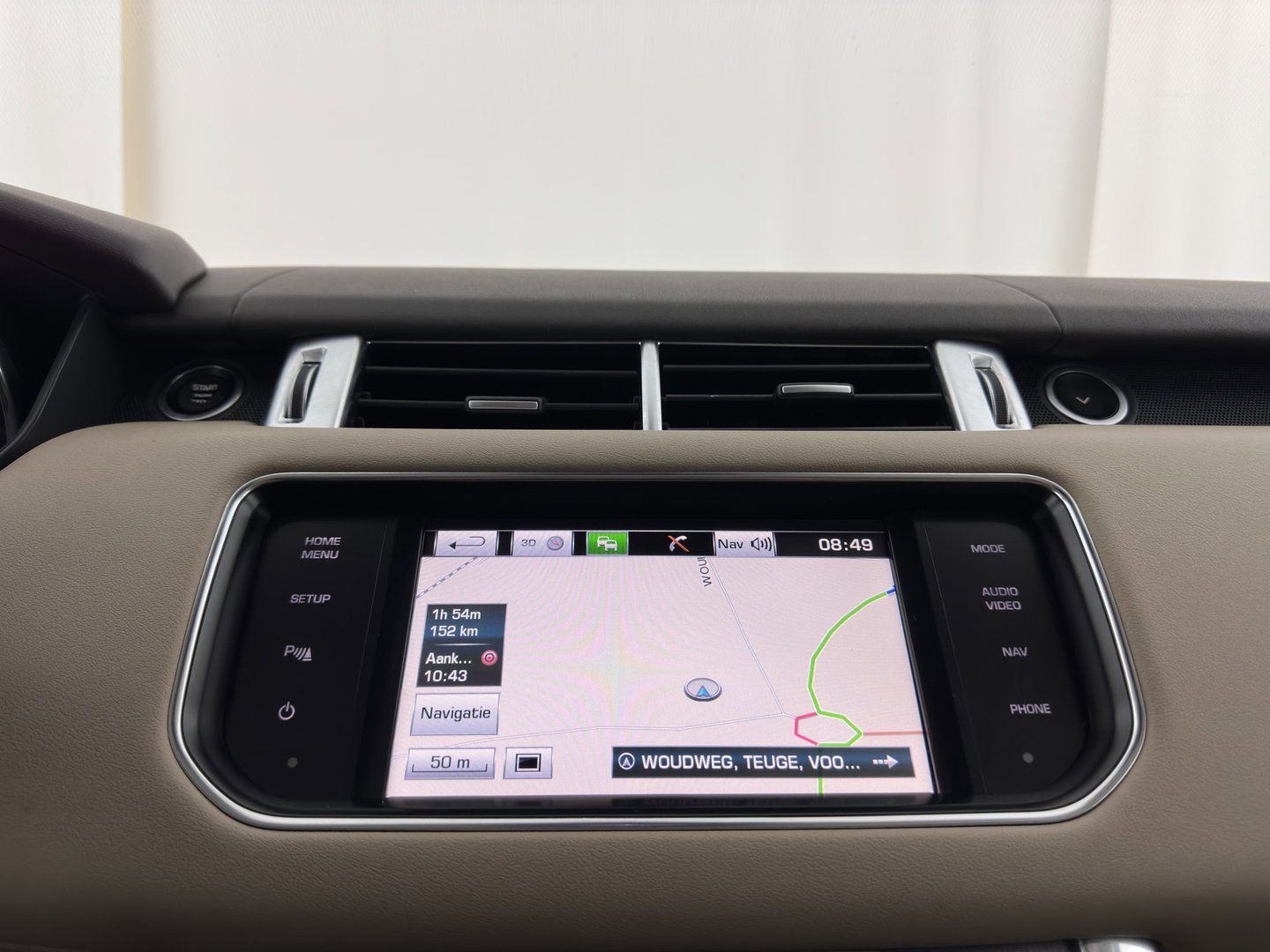 Land Rover Range Rover Sport 3.0 TDV6 HSE Dynamic Aut. *PANO | LEATHER | XENON | HEATED-COMFORTSEATS | NAVI-FULLMAP | KEYLESS | CAMERA | PRIVACY-GLASS | ECC | PDC | CRUISE | TOWBAR | 21''ALU*
