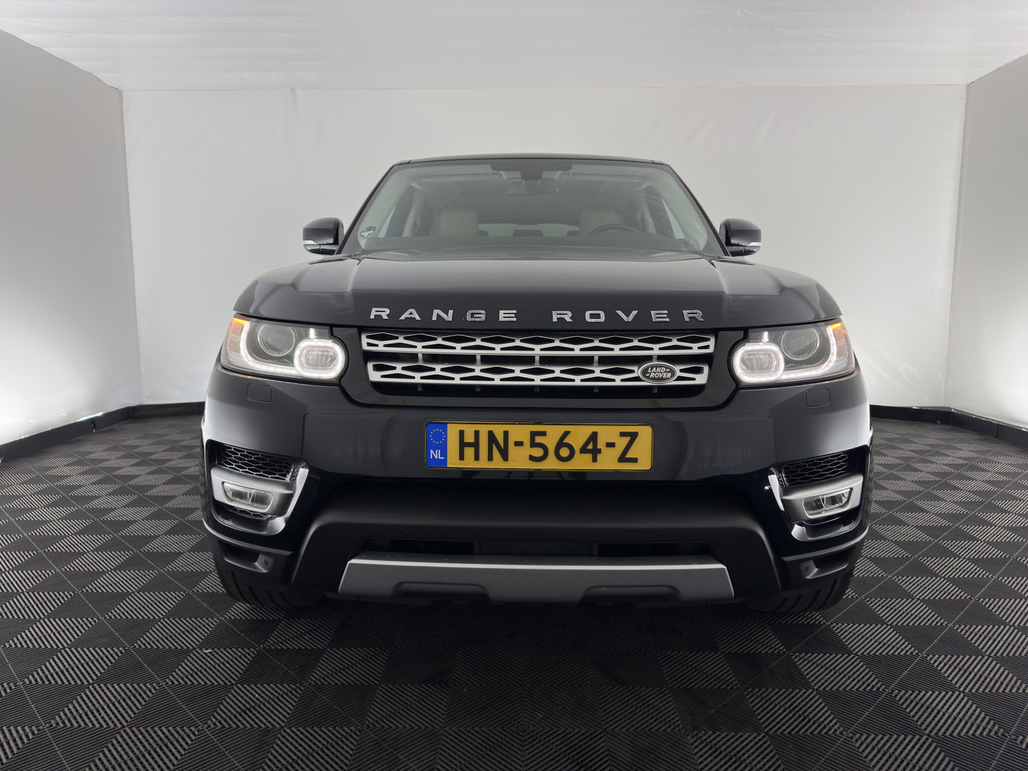 Land Rover Range Rover Sport 3.0 TDV6 HSE Dynamic Aut. *PANO | LEATHER | XENON | HEATED-COMFORTSEATS | NAVI-FULLMAP | KEYLESS | CAMERA | PRIVACY-GLASS | ECC | PDC | CRUISE | TOWBAR | 21''ALU*