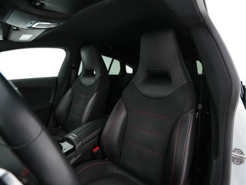 Mercedes-Benz CLA-Klasse Shooting Brake 200 AMG-Sportpack Business Solution (INCL-BTW) Aut. *LEATHER-MICROFIBRE | FULL-LED | HEATED-SPORTSEATS | DIGI-COCKPIT | DAB+ | NAVI-FULLMAP | CAMERA | PRIVACYGLASS | SHIFTPADDLES | 18''ALU*