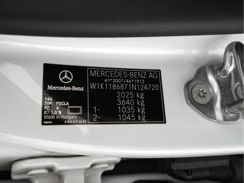 Mercedes-Benz CLA-Klasse Shooting Brake 200 AMG-Sportpack Business Solution (INCL-BTW) Aut. *LEATHER-MICROFIBRE | FULL-LED | HEATED-SPORTSEATS | DIGI-COCKPIT | DAB+ | NAVI-FULLMAP | CAMERA | PRIVACYGLASS | SHIFTPADDLES | 18''ALU*