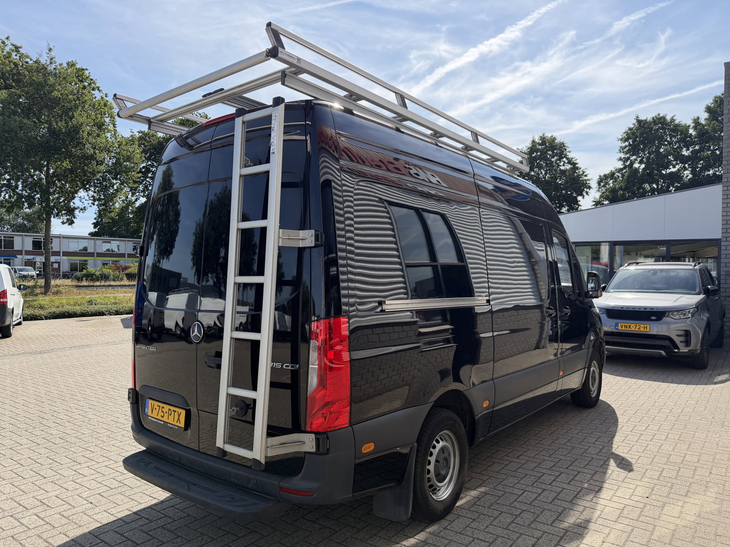 Mercedes-Benz Sprinter 315 1.9 CDI L2H2 RWD Functional / vaste prijs rijklaar € 27.950 ex btw / euro 6 / bpm vrij / imperial + trap / ingerichte laadruimte / lease vanaf € 456