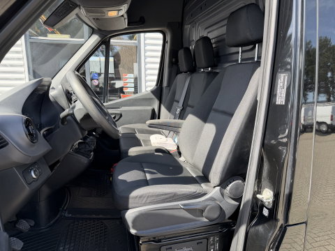 Mercedes-Benz Sprinter 315 1.9 CDI L2H2 RWD Functional / vaste prijs rijklaar € 27.950 ex btw / euro 6 / bpm vrij / imperial + trap / ingerichte laadruimte / lease vanaf € 456