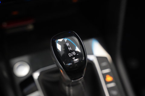 Volkswagen Tiguan 1.4 TSI eHybrid R-Line Business+ 360 Camera Head-Up Blindspot Leder (24 Maanden garantie* (Vraag naar de voorwaarden)