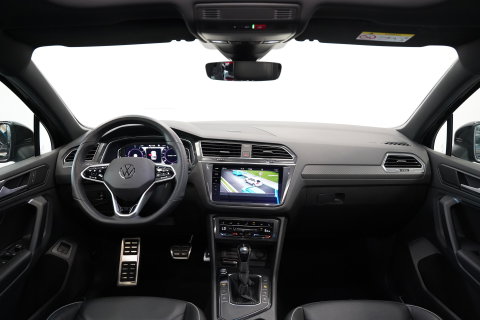 Volkswagen Tiguan 1.4 TSI eHybrid R-Line Business+ 360 Camera Head-Up Blindspot Leder (24 Maanden garantie* (Vraag naar de voorwaarden)