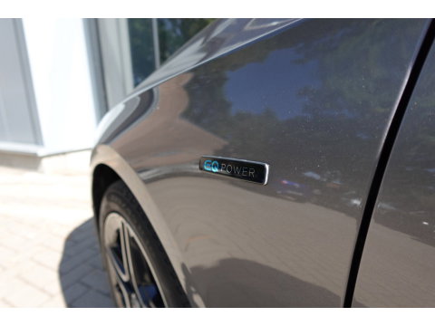 Mercedes-Benz A-Klasse 250 e Business Solution AMG PANO HUD CAM