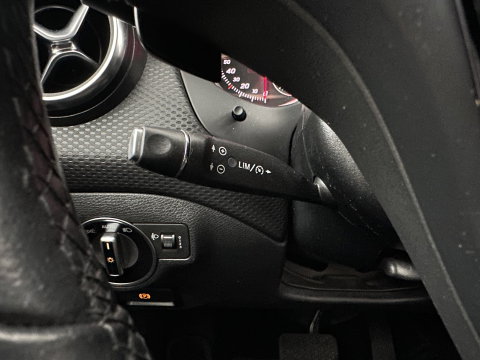 Mercedes-Benz A-Klasse 180 d Business Solution Aut. *LEATHER-FABRIC | NAVI-FULLMAP | CAMERA | AIRCO | CRUISE | TOWBAR | 16''ALU*