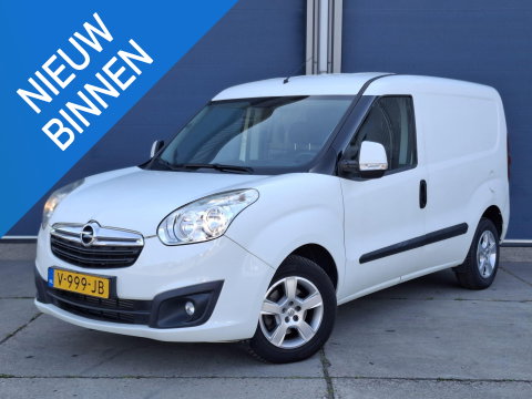 Opel Combo 1.6 CDTi L1H1 Sport CAMERA / EURO 6 / CARPLAY / AIRCO / TREKHAAK / MARGE AUTO !!