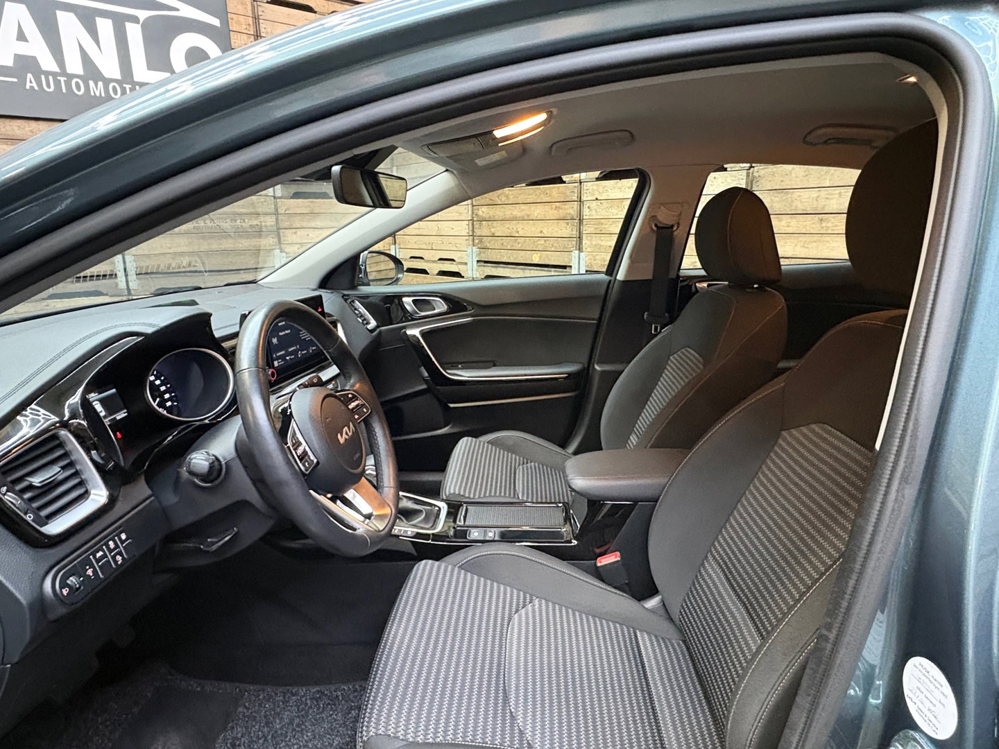 Kia Xceed 1.6 GDi PHEV DynamicPlusLine Stoel/stuur verwarming Keyless Carplay LM