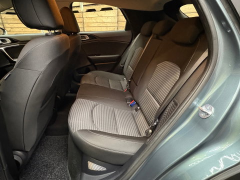 Kia Xceed 1.6 GDi PHEV DynamicPlusLine Stoel/stuur verwarming Keyless Carplay LM